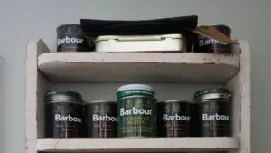 barbour oil cans